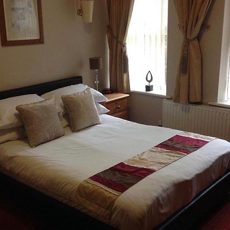 Hotel The Dillwyn Arms à Swansea Extérieur photo
